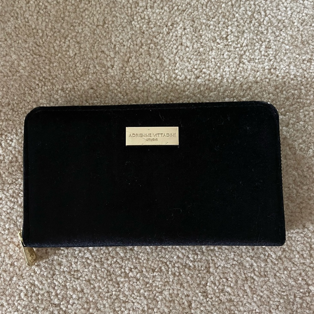 Black Velvet Adrienne Vittadini Wallet